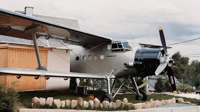 Übernachten im Flugzeug Antonow AN2